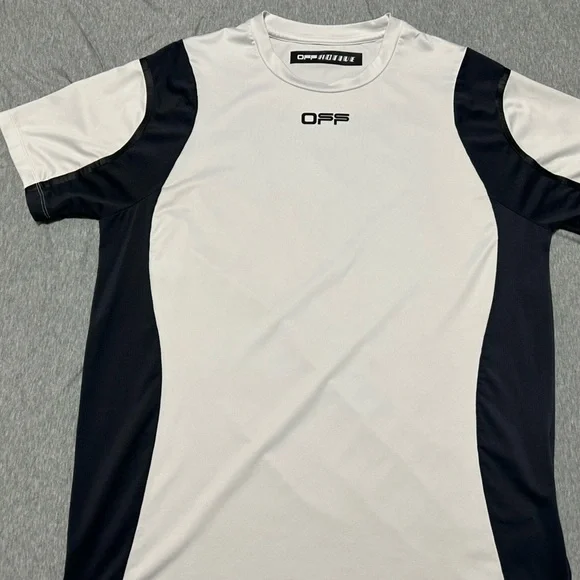 Off white Tee shirt - Picture 1 of 4